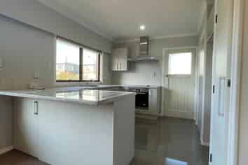 168 Melrose Road, Hillsborough
