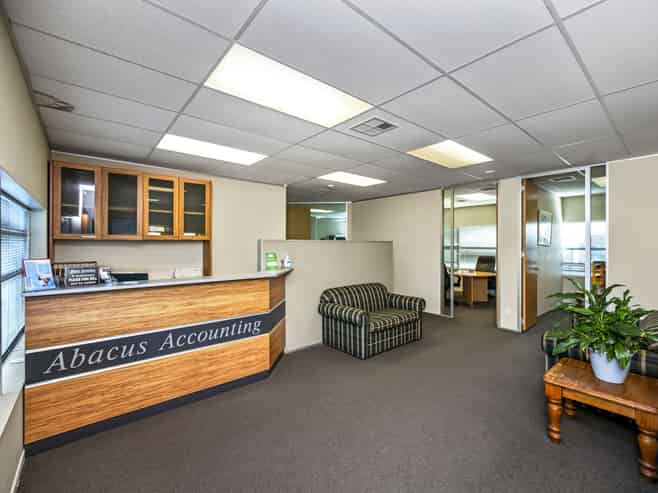 Leased office investment - income to 2031