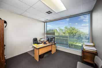 Leased office investment - income to 2031