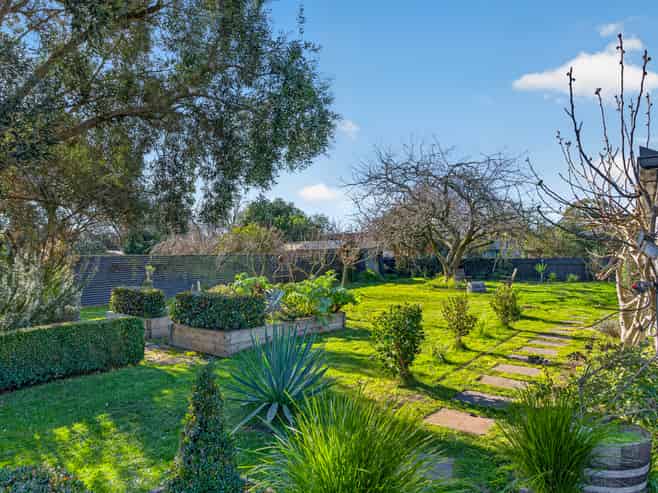 37 Dublin Street, Martinborough