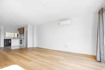 4/58 Glass Road, Mount Roskill