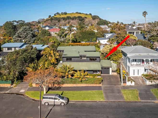7A Abbotsford Terrace, Devonport