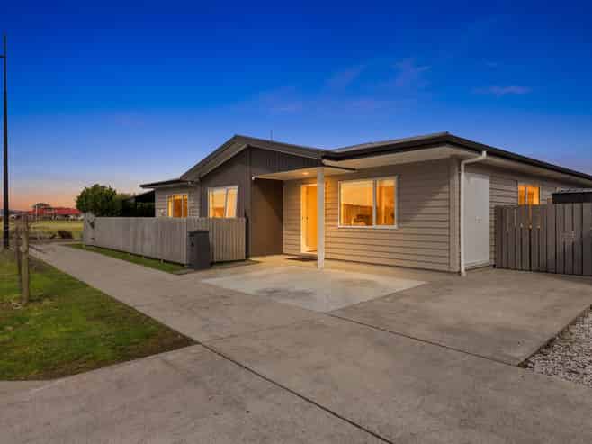 2 Harore Road, Takanini