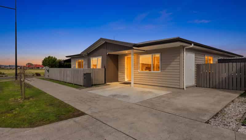 2 Harore Road, Takanini
