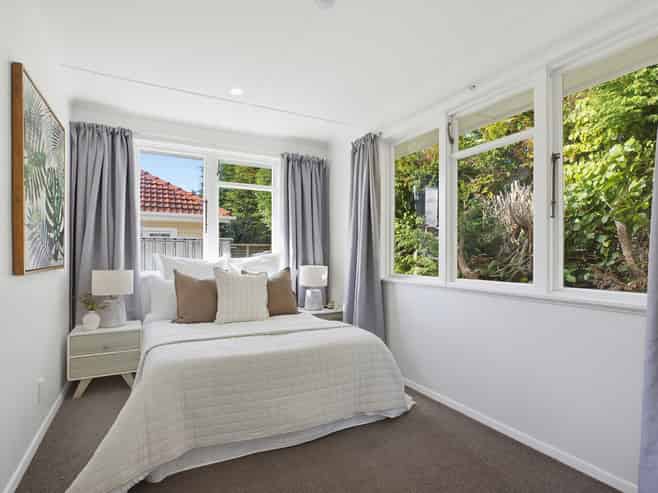 8A Frederick Street, Tawa