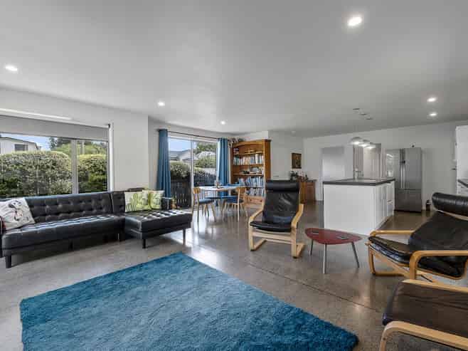 84 Dillons Point Road, Blenheim