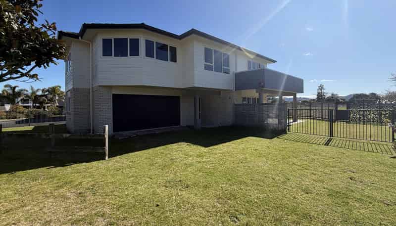 17 Centreway, Pauanui