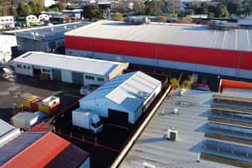 Strategically located warehouse with secure yard