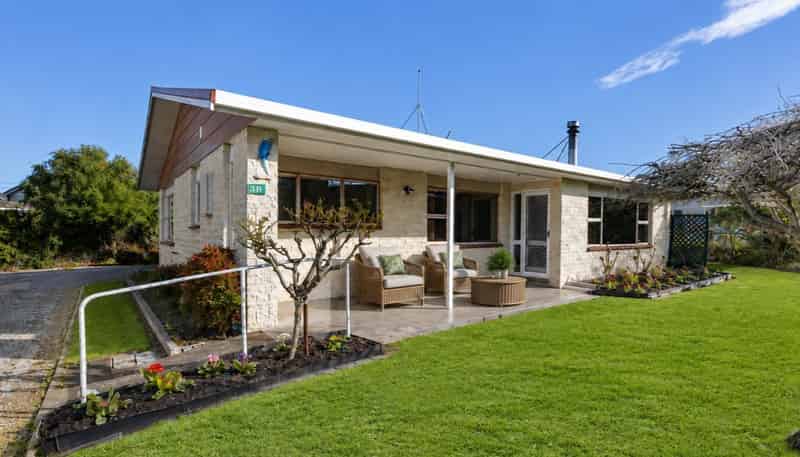 3B Bedford Terrace, Waipukurau
