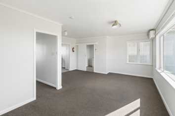 1 Russell Place, Brookfield