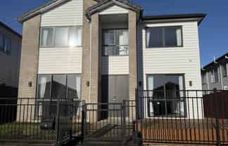 4  Dungloe Avenue, Flat Bush