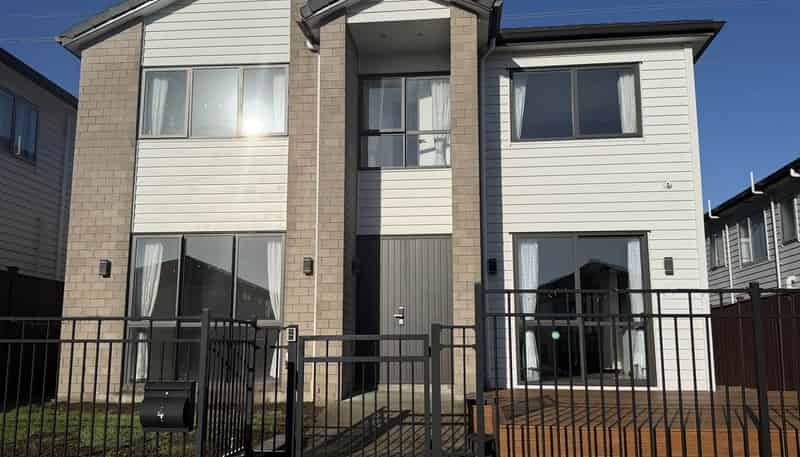 4  Dungloe Avenue, Flat Bush