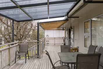 84 Taharepa Road, Hilltop