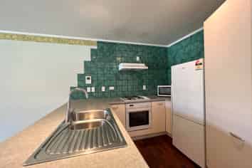 21/8-12 Girton Terrace, Mount Cook
