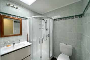 21/8-12 Girton Terrace, Mount Cook