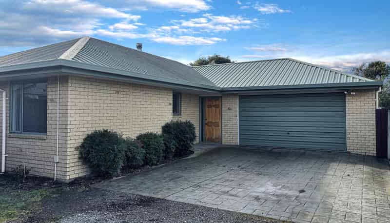 42A Main North Road, Woodend