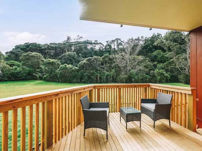 8-10 Lowtherhurst Road, Massey