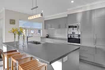 300 High Street, Hawera