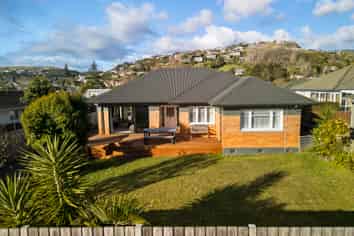 19 Bledisloe Avenue, Stoke