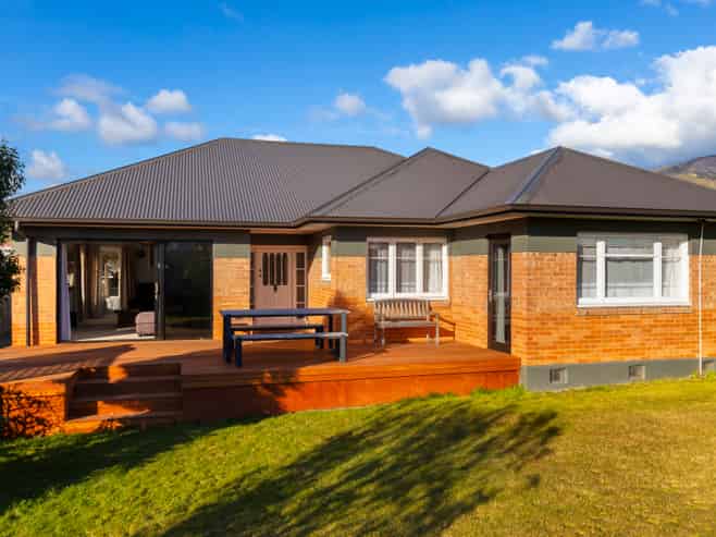 19 Bledisloe Avenue, Stoke