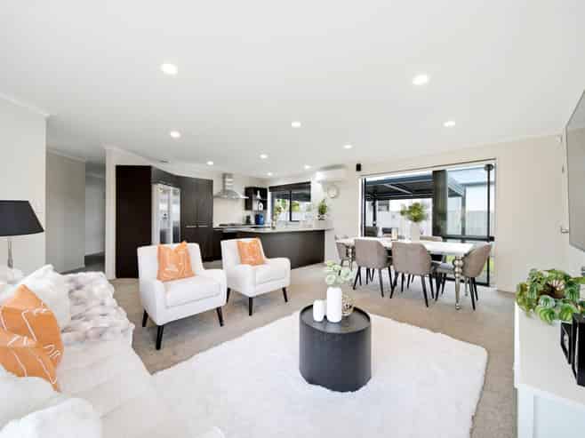 25 Durbin Court, Greenhithe