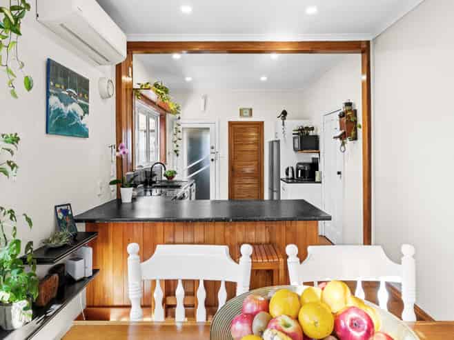 12 Barker Road, Marewa