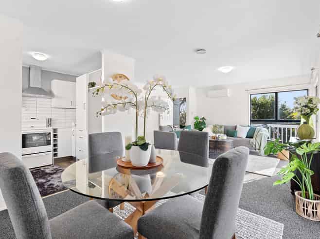2/159A Manuka Road, Bayview