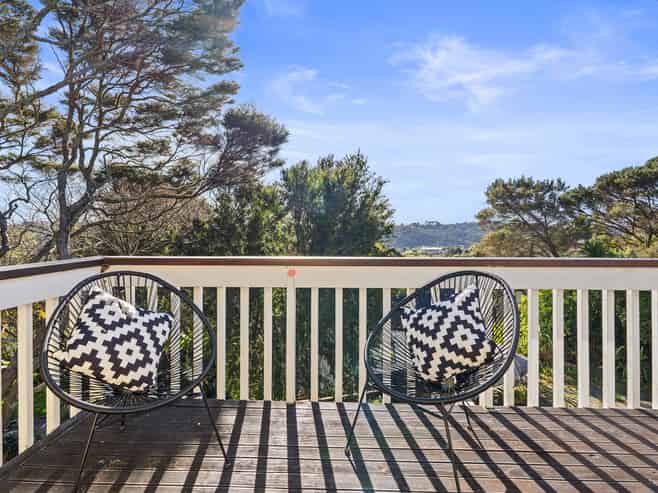2/159A Manuka Road, Bayview