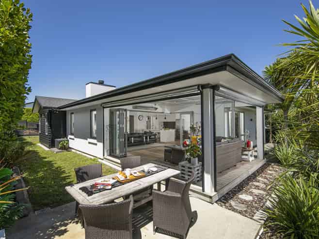36 Boocock Crescent, Orewa