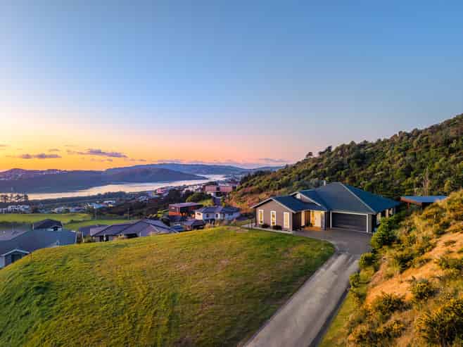 7 Kaiteriteri Close, Aotea