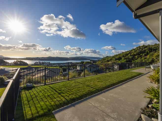 7 Kaiteriteri Close, Aotea