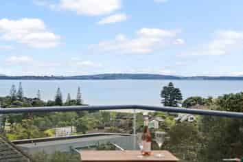 997 Beach Road, Torbay