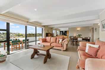 997 Beach Road, Torbay