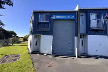 Warehouse with water views and a standout office