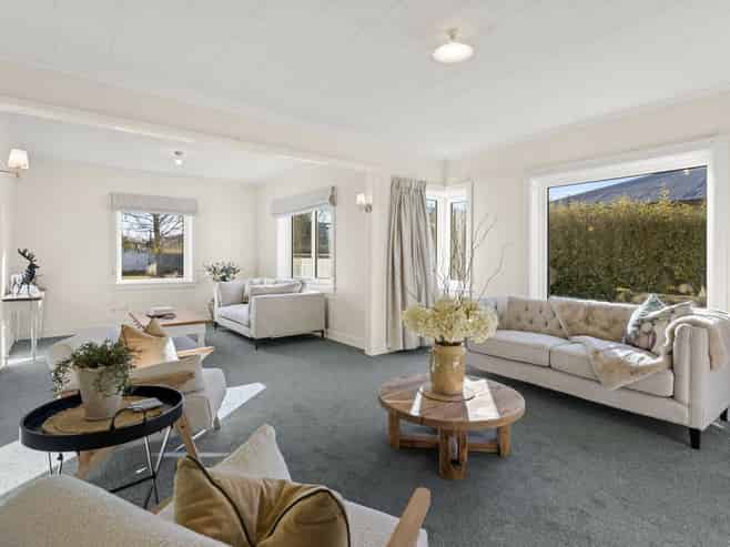 71 Main Street, Methven