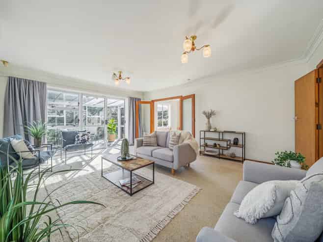 50 Whirinaki Crescent, Heretaunga