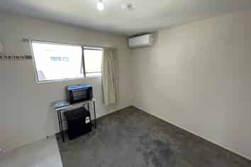 1/325  Main South Road , Hornby