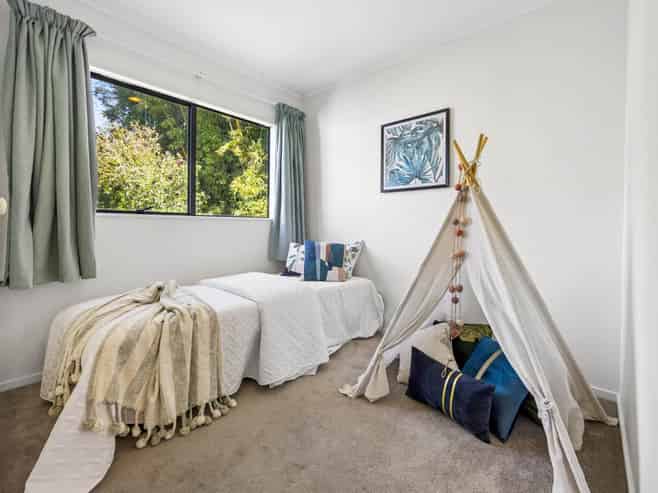 49A Clayburn Road, Glen Eden