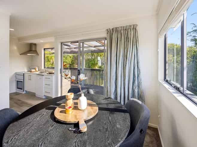 49A Clayburn Road, Glen Eden