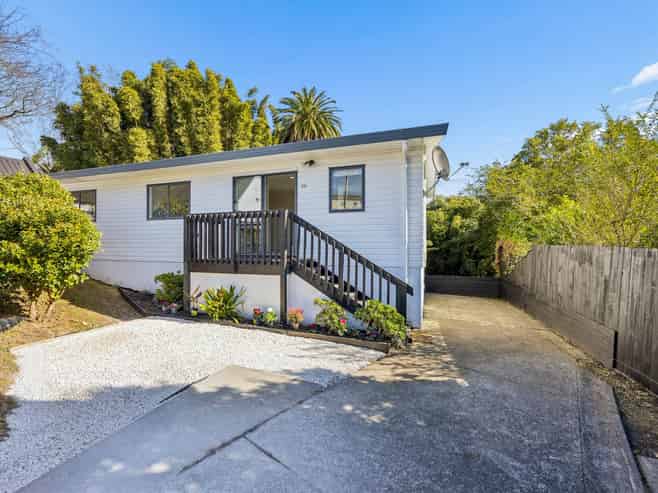 49A Clayburn Road, Glen Eden