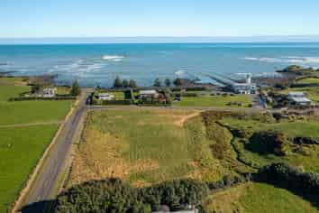 2 Anglers Ave, Okato