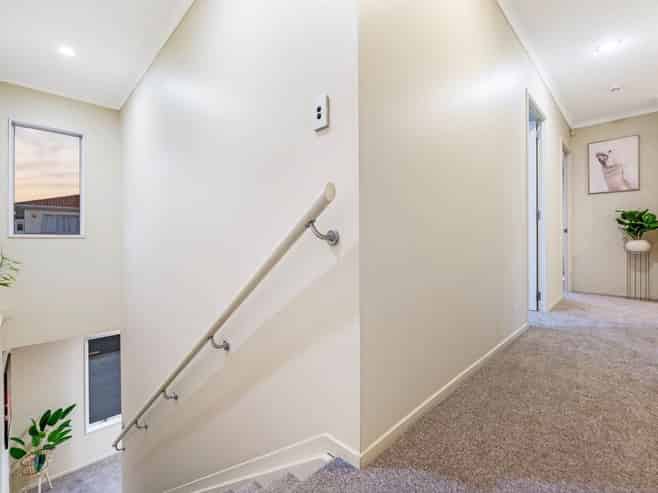 6 Magnolia Place, Flat Bush