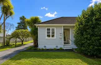 147 Cobham Drive, Hamilton East