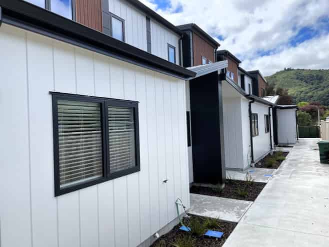 5/9 Main Road, Wainuiomata