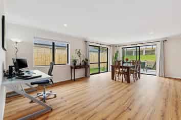 12 Jeroboam Loop, Kumeu