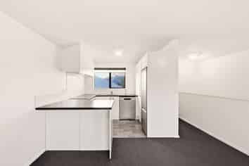 2/23 Austin Street, Sydenham