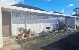 2/127 Seabrook Avenue, New Lynn