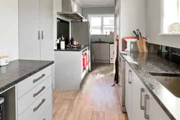 65b Weston Avenue, Terrace End