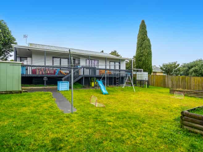 32 Wai Iti Place, Clendon Park