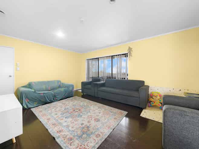 32 Wai Iti Place, Clendon Park